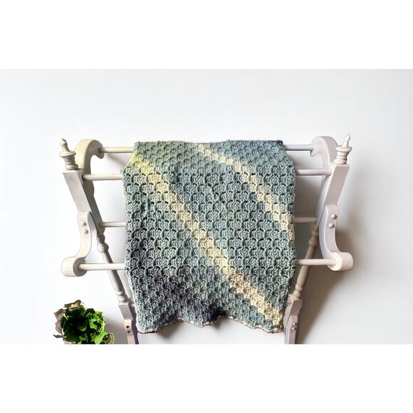 Handmade Crochet Baby Blanket-Blue Gray Afghan Throw-Vintage Nursery-Cottagecore - Picture 6 of 6